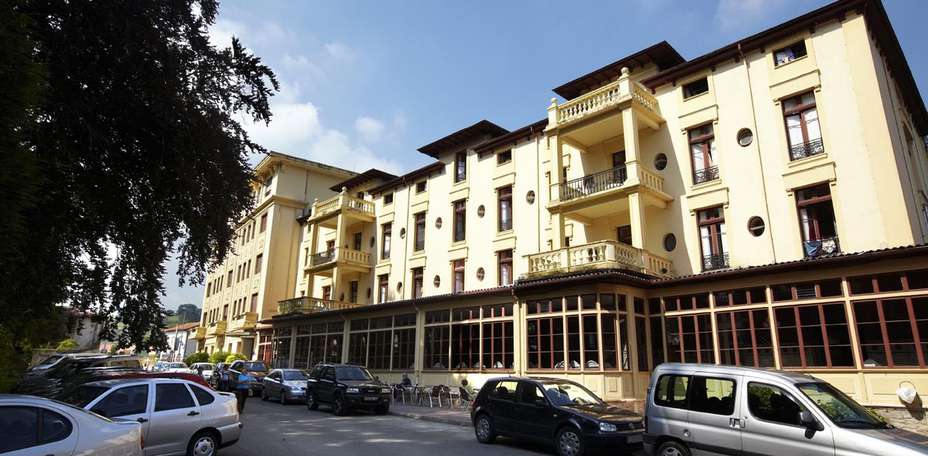 Balneario de Liérganes - Façade