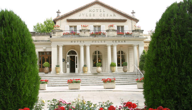hotel Hôtel Jules CésarArles (13)