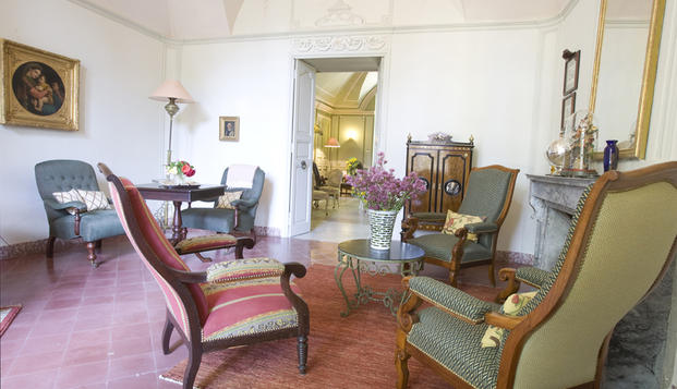 hotel Château de RoussanSaint-Rémy-de-Provence (13)
