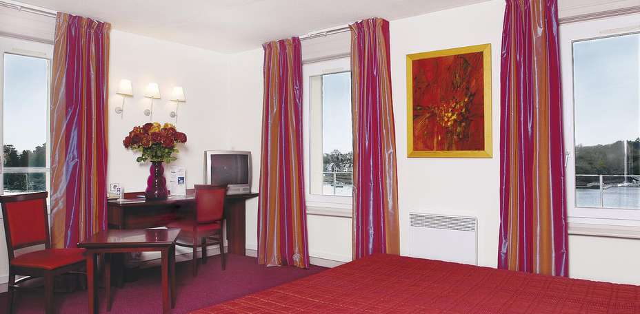 Le Grand Hôtel Abbatiale  - 