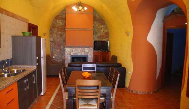 hotel Cuevas la Granja-Francisco Rivera NavarroBenalúa