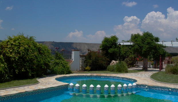 hotel Cuevas la Granja-Francisco Rivera NavarroBenalúa