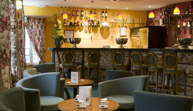 hotel Auberge de CondéLa Ferte sous Jouarre (77)