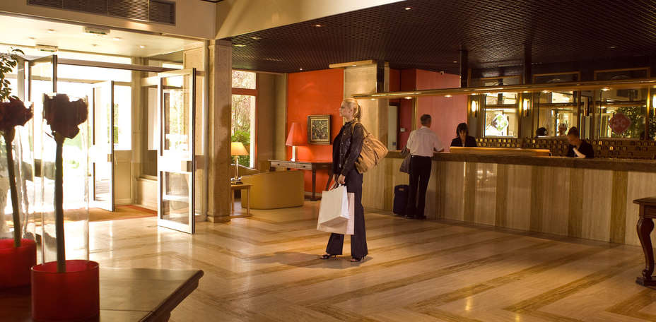Hôtel Lyon Métropole & Spa - Réception