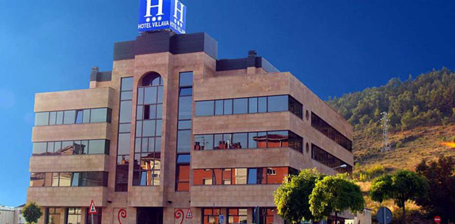 Hotel Villava - Façade