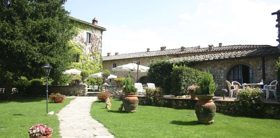 Borgo San Luigi - Façade
