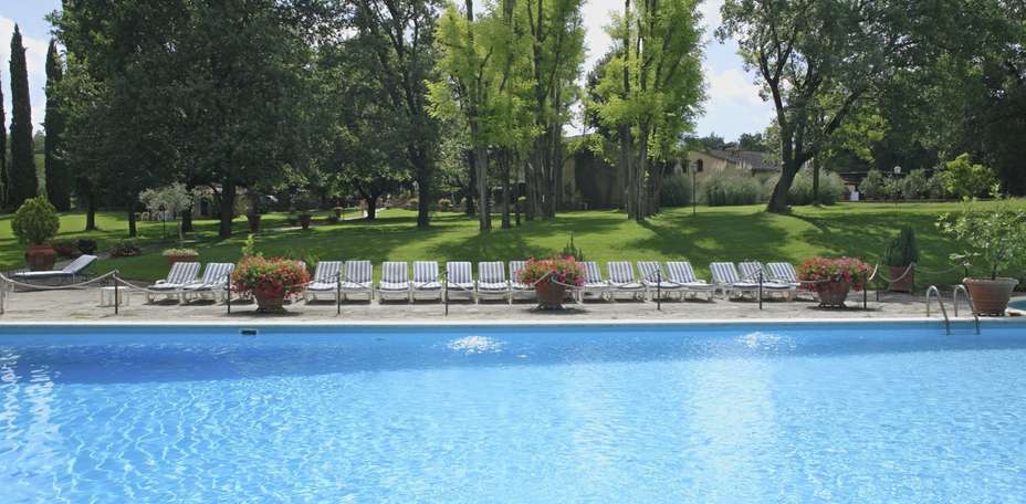 Borgo San Luigi - Piscine extérieure