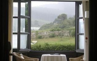Oferta especial: Escapada romántica con cena en Cantabria