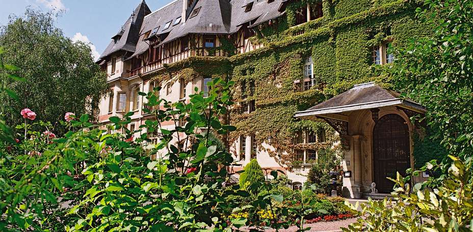 Château de Montvillargenne  - Façade
