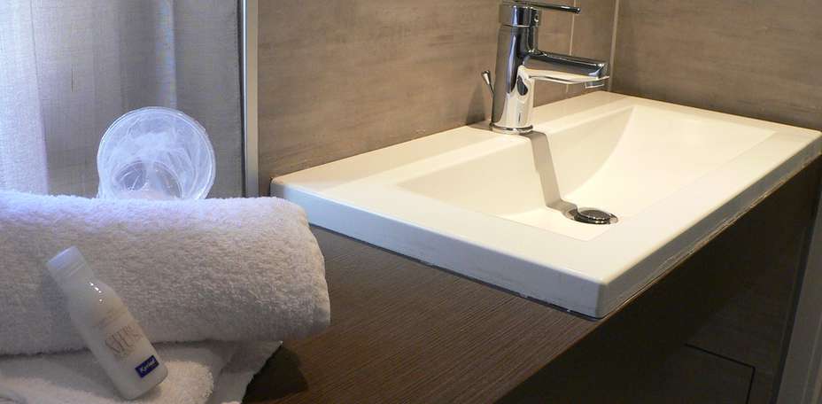 Central Hôtel Kyriad - 