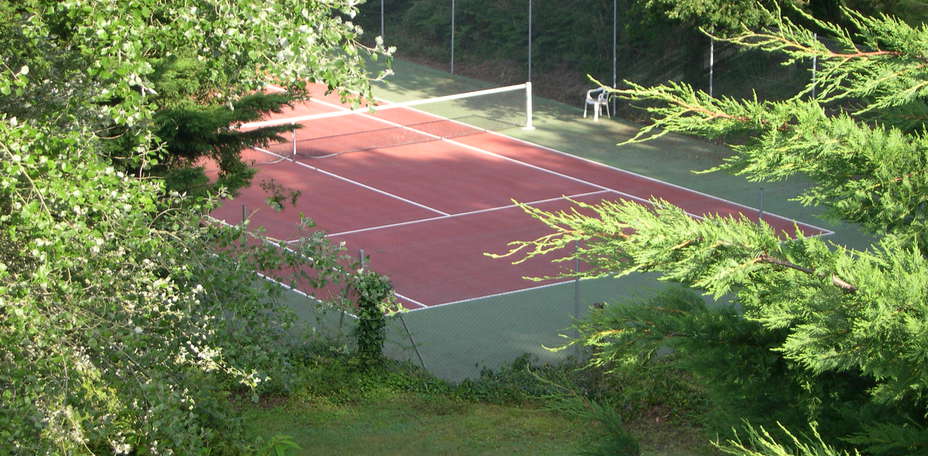 Le Galet hôtel & spa - Terrain de tennis