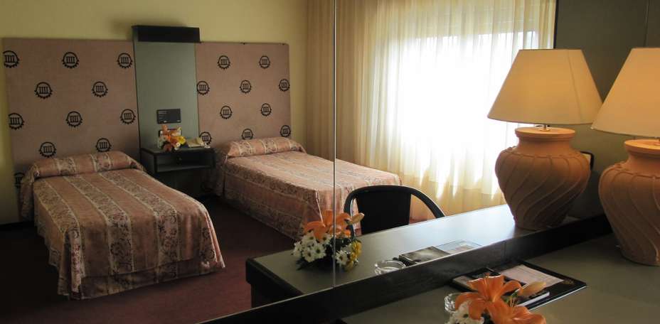 Cuatro Postes - Chambre twin standard
