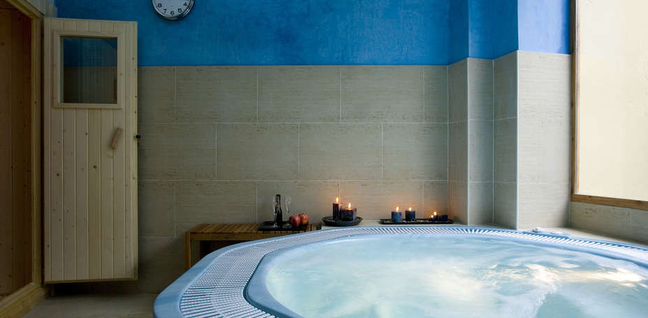 Hotel Montehueznar SPA - 