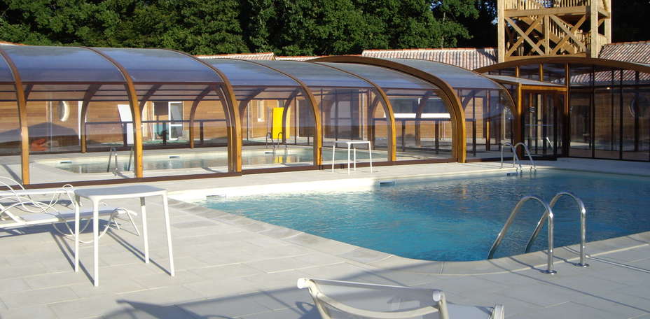 Le Domaine de Dienné - Piscine extérieure