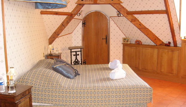 hotel MontbrunSaint Michel sur Loire (37)