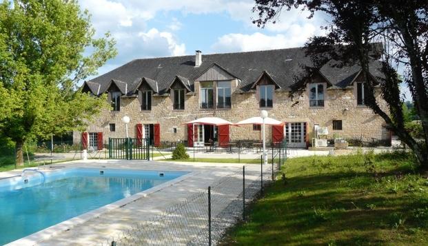 hotel Auberge de CartassacSarrazac (46)