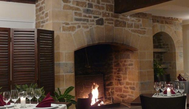 hotel Auberge de CartassacSarrazac (46)