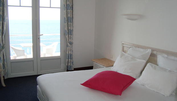 hotel Hôtel les Roches RougesSaint Raphaël (83)
