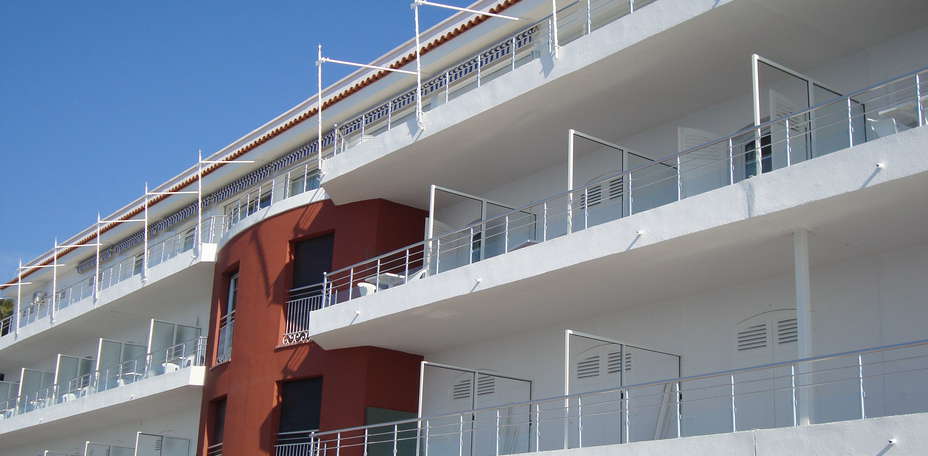 Hôtel les Roches Rouges - Façade