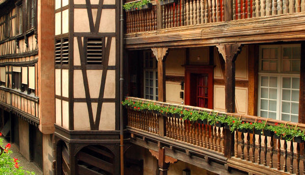 hotel Cour du CorbeauStraatsburg