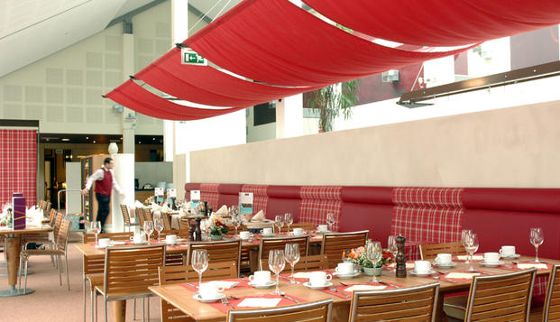 hotel Best Western Castel de Pont a LesseDinant