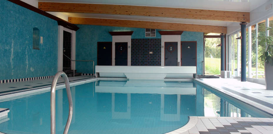 Best Western Dinant Castel de Pont-a-Lesse - Piscine intérieure