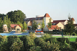 Explorers Hotel - Vue de l'hôtel