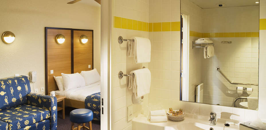 Explorers Hotel - 