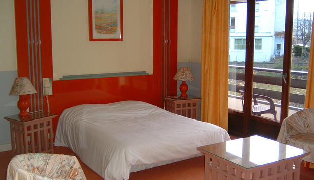hotel Hôtel le LacaCapvern Les Bains (65)