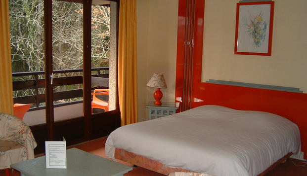 hotel Hôtel le LacaCapvern Les Bains (65)