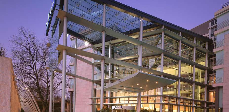 Radisson Blu Hotel Köln - 