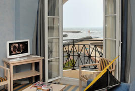 Hôtel du Soleil le Beach Hôtel - Chambre Supérieure Vue Port