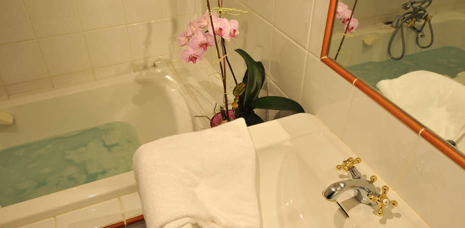 Le Saint Barnabé & Spa - Salle de bain