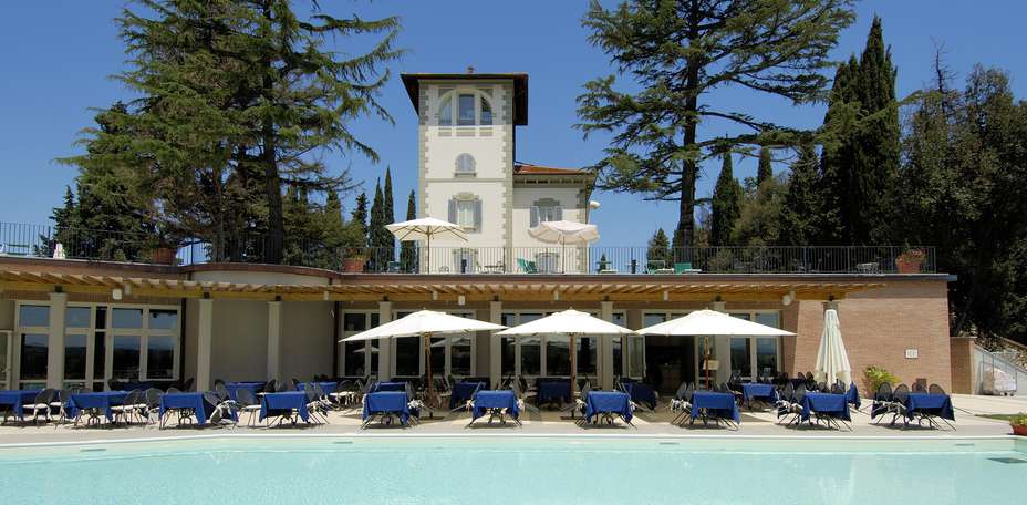 Relais La Cappuccina - Piscine ext&eacute;rieure