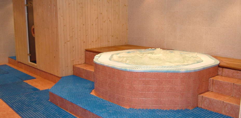 Magic Andorra - Bain bouillonnant