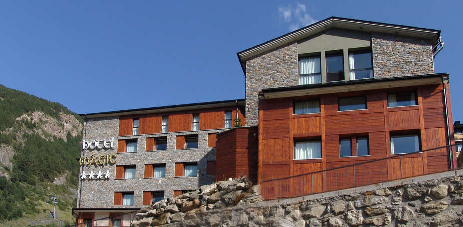 Hotel y Apartamentos Magic Canillo - 