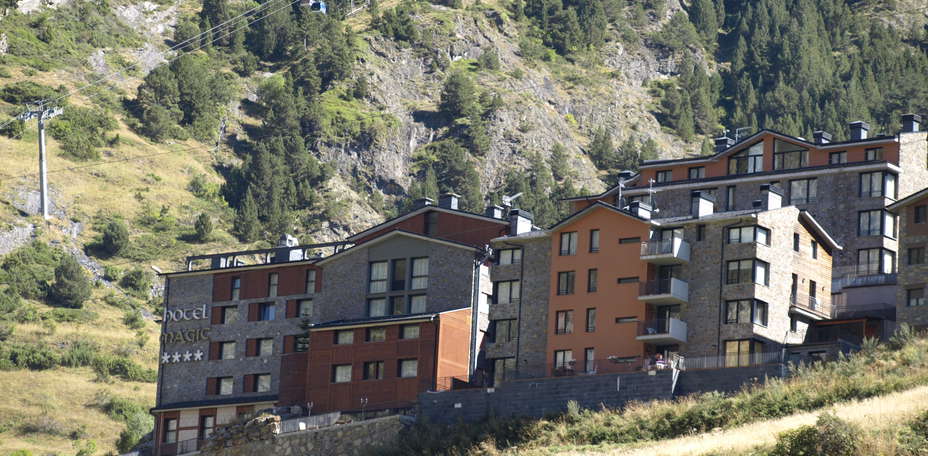 Hotel y Apartamentos Magic Canillo - 