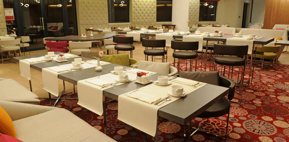 Hôtel Amnéville Plaza - Salle de petit déjeuner