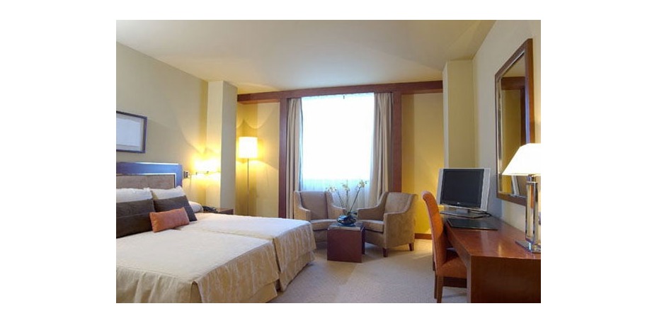 Hotel Nuevo Madrid - 