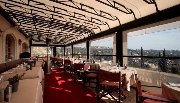 hotel Restaurant Hôtel Alain LlorcaLa Colle-sur-Loup (06)