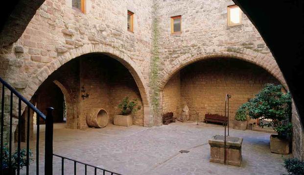 hotel Parador CardonaCardona
