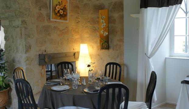hotel Hôtel Restaurant le PrieureMadiran (65)