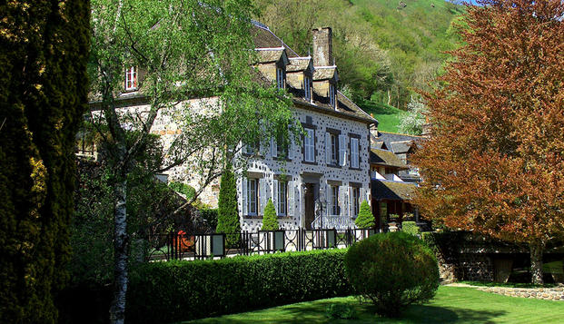 hotel Hostellerie de la MaronneSaint Martin Valmeroux (15)