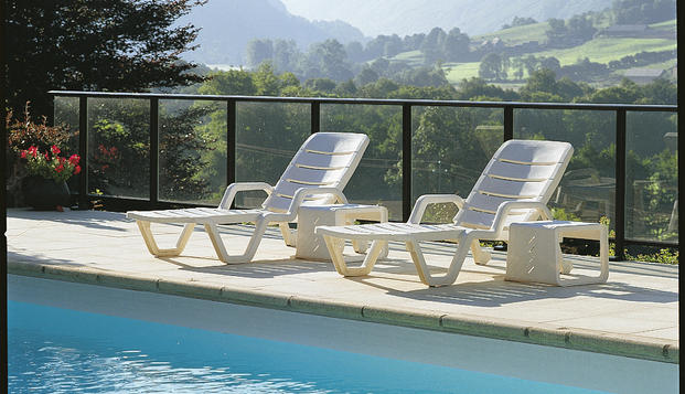 hotel Hostellerie de la MaronneSaint Martin Valmeroux (15)