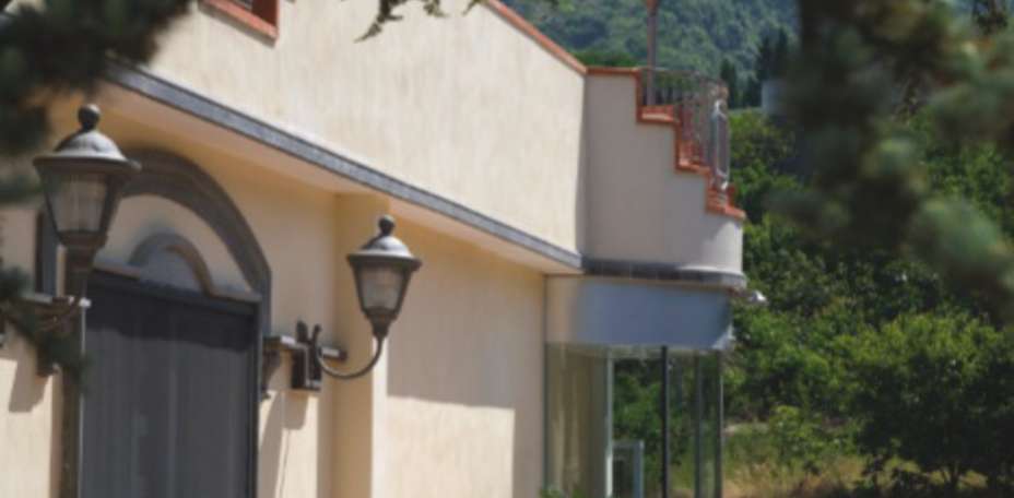 Andris Hotel - 