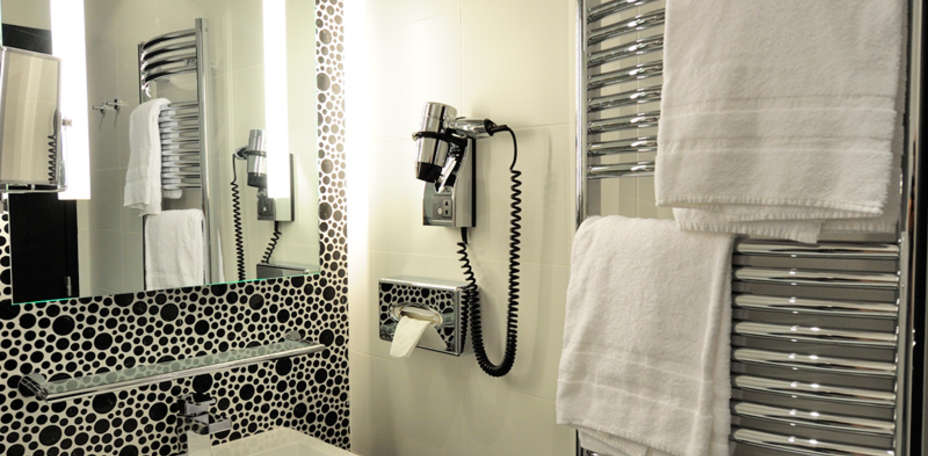 Quality Hotel Centre Del Mon - 