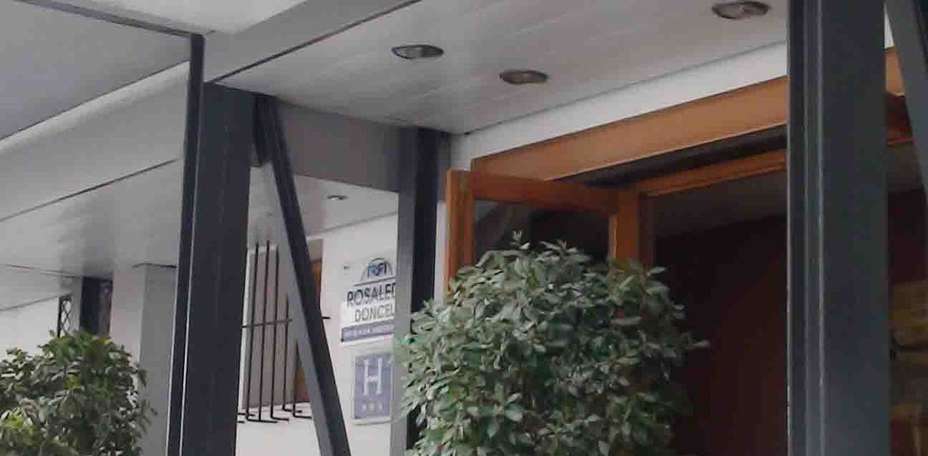 Hotel Rosaleda Doncel - Façade