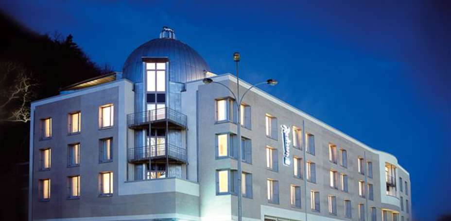 Radisson Blu Palace Hotel - 