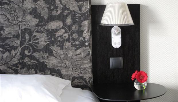 hotel Hôtel Saint NicolasLa Rochelle (17)