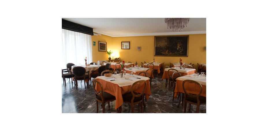Hotel Columbus - 